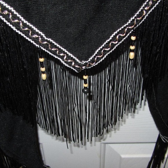 NBA Indiana Pacers Beaded Fringe Shawl - Picture 4 of 5